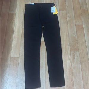 Black skinny ankle regular waist jeans from H&M.